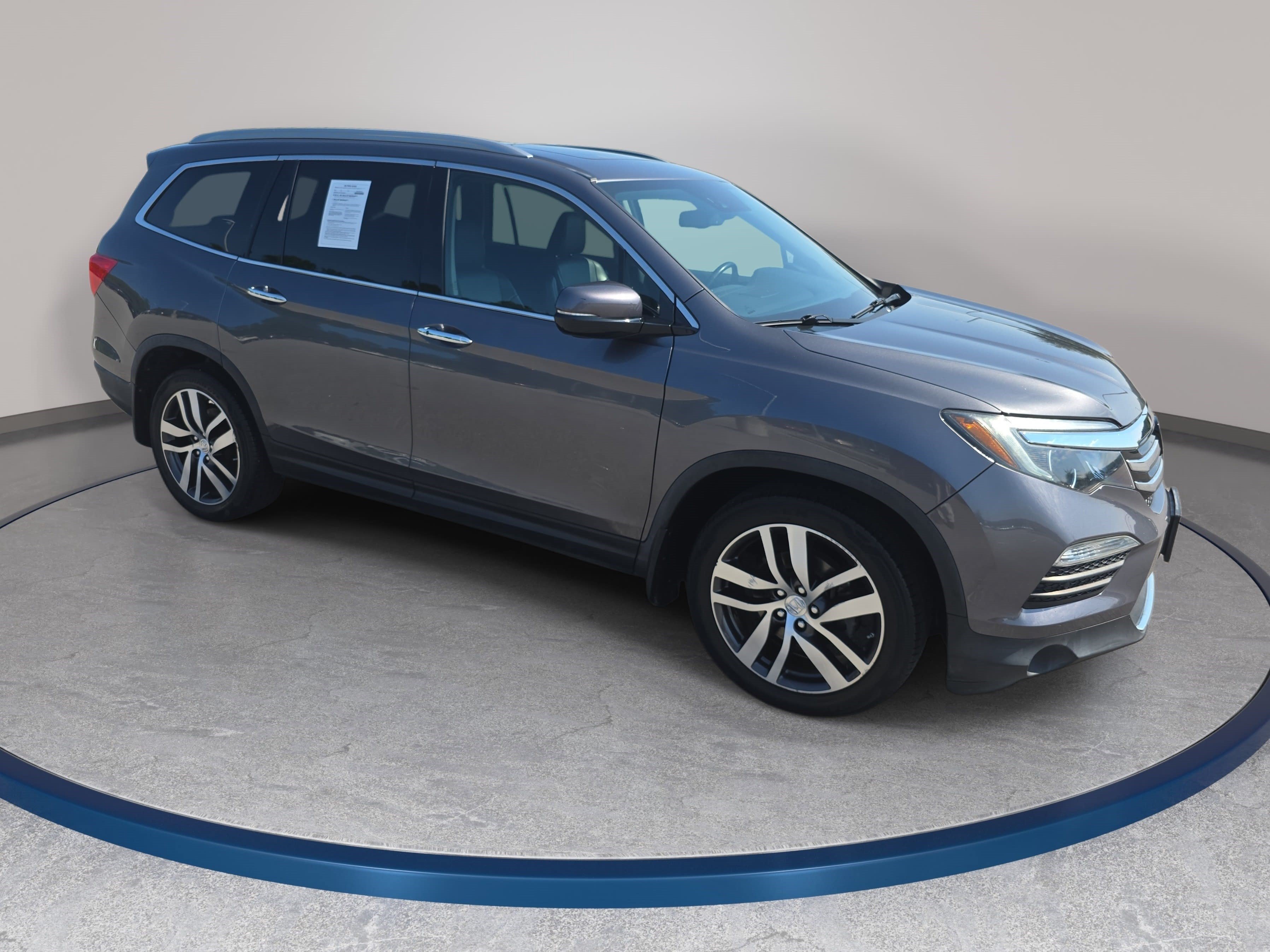 Used 2016 Honda Pilot Elite image 3