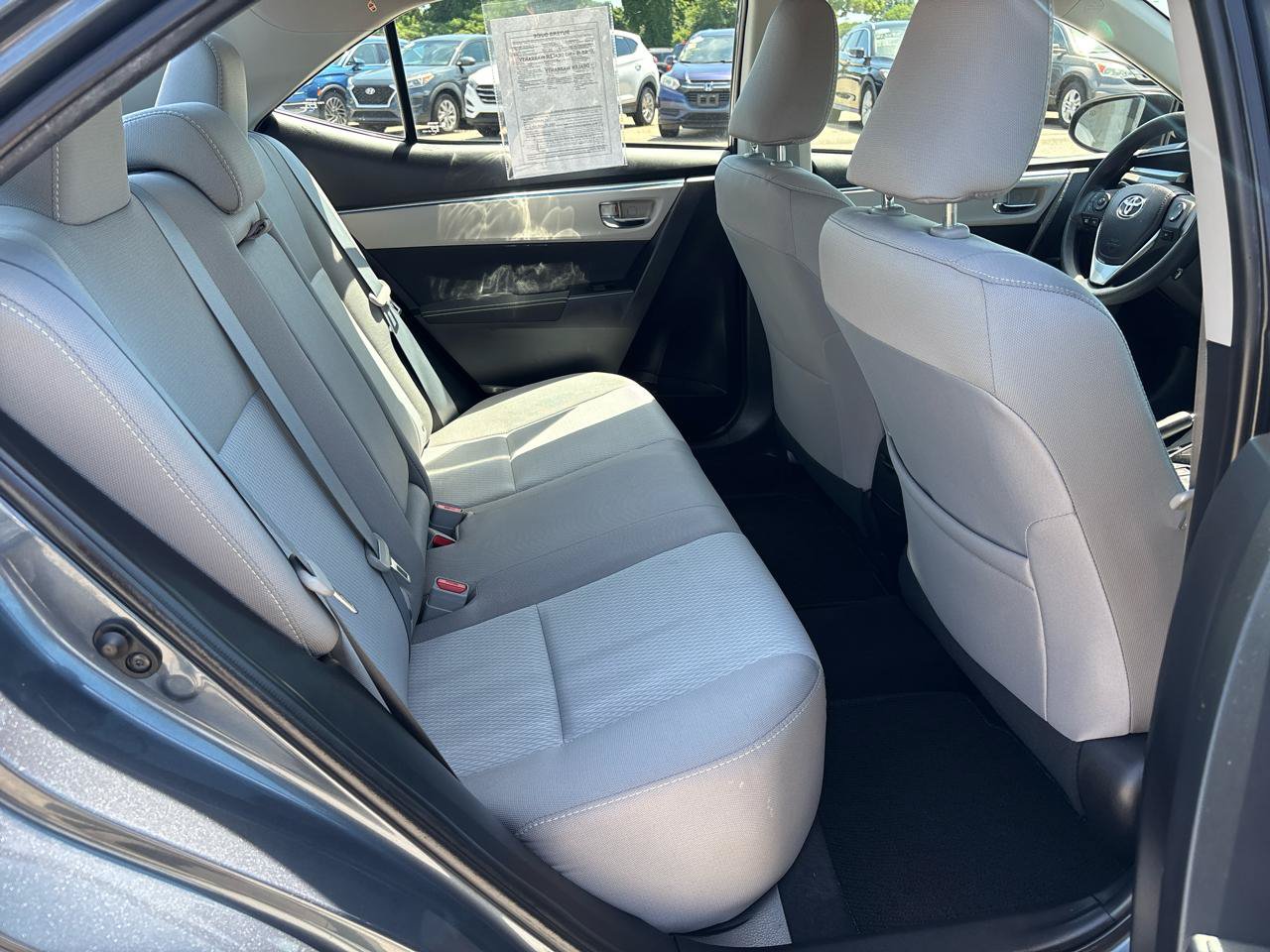 Used 2016 Toyota Corolla LE FWD image 21