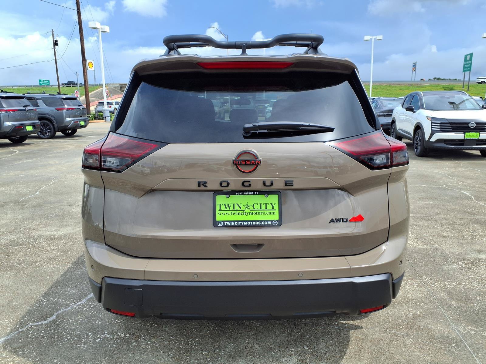 New 2026 Nissan Rogue SV AWD/4WD image 4