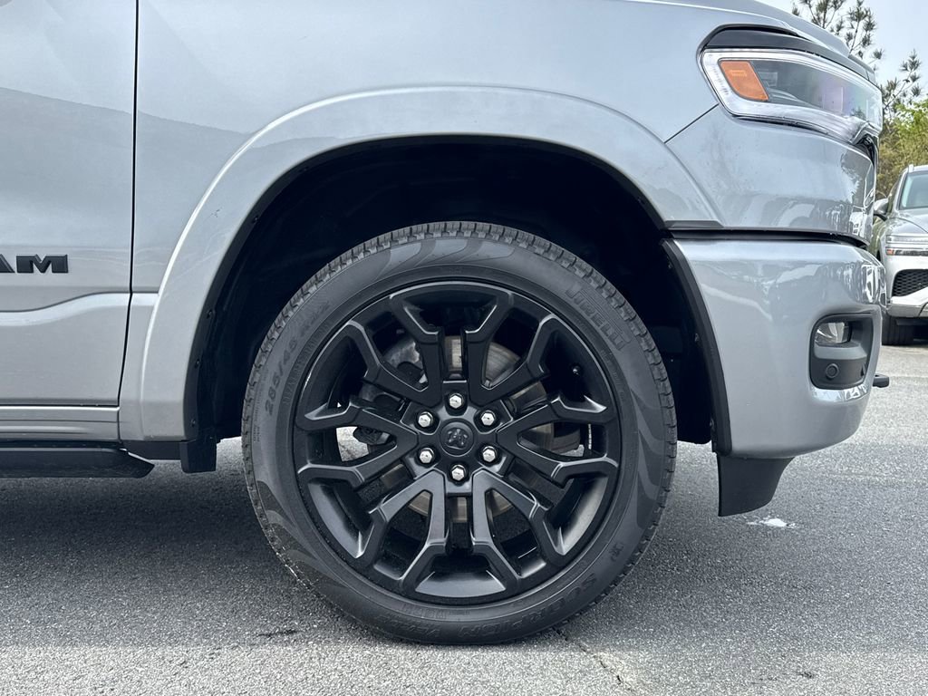 Used 2025 RAM 1500 Limited image 12
