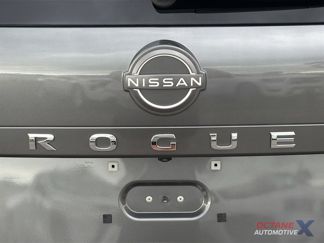 Used 2022 Nissan Rogue S AWD/4WD image 32