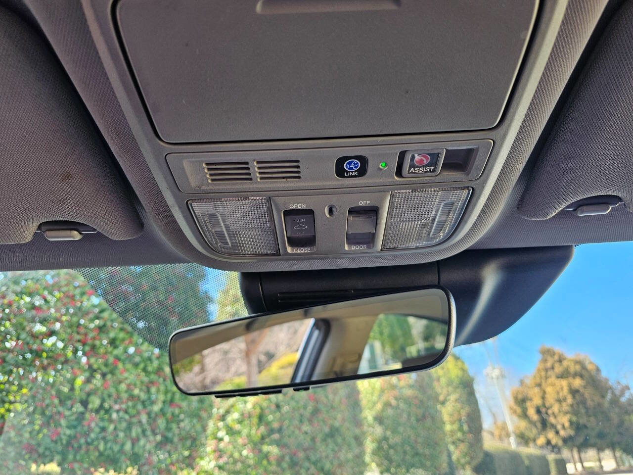 Used 2019 Honda Accord Touring image 28