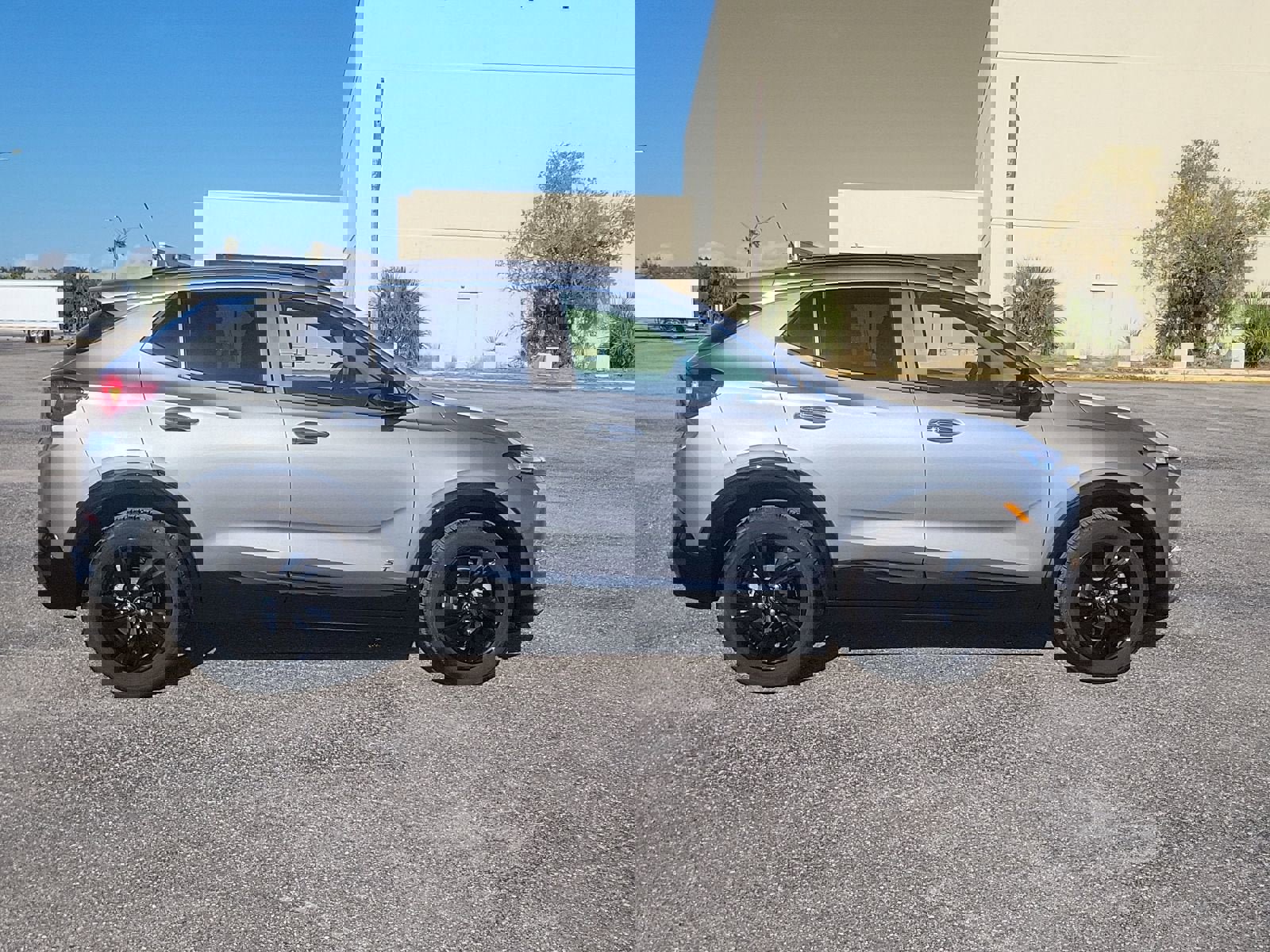 New 2026 Buick Encore GX Sport Touring w/ Black Roof Package image 4