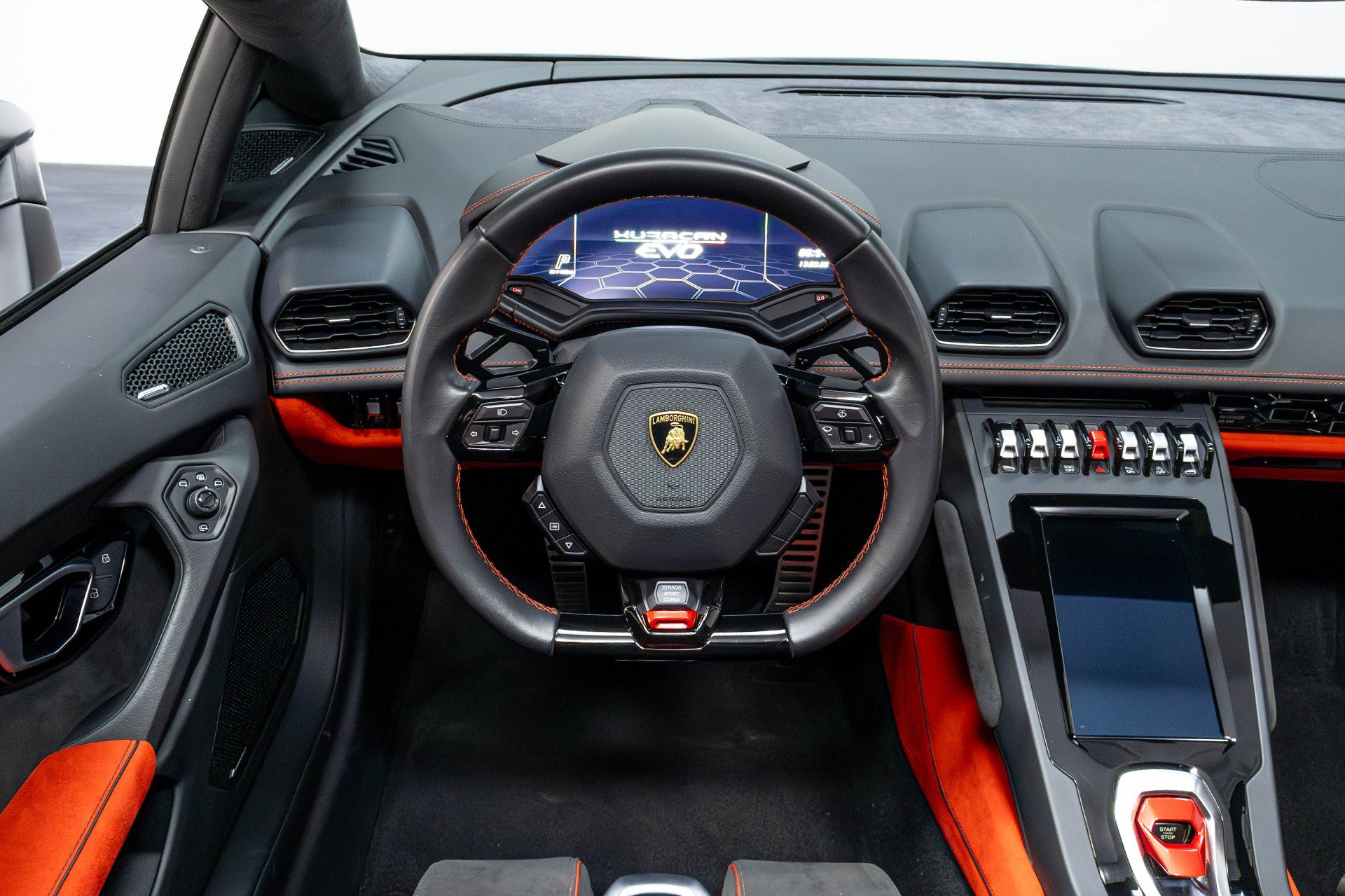 Used 2021 Lamborghini Huracan EVO RWD image 62
