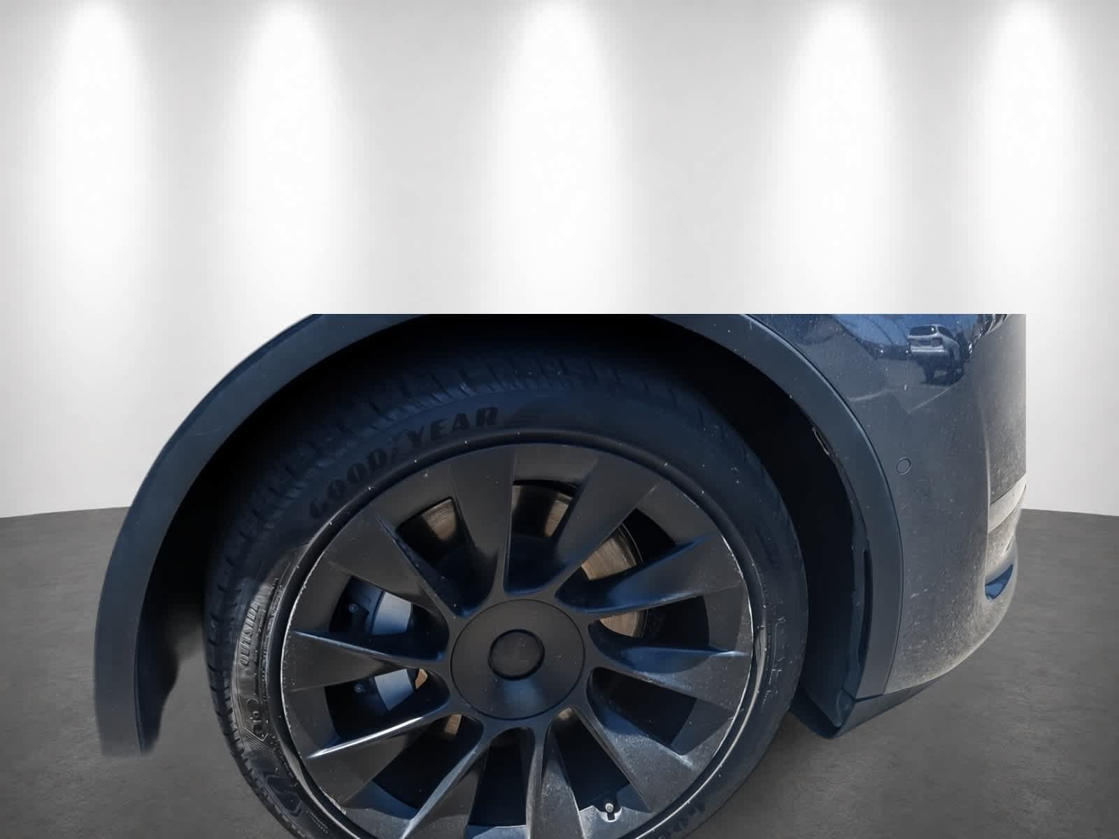 Used 2022 Tesla Model Y Long Range AWD/4WD image 13