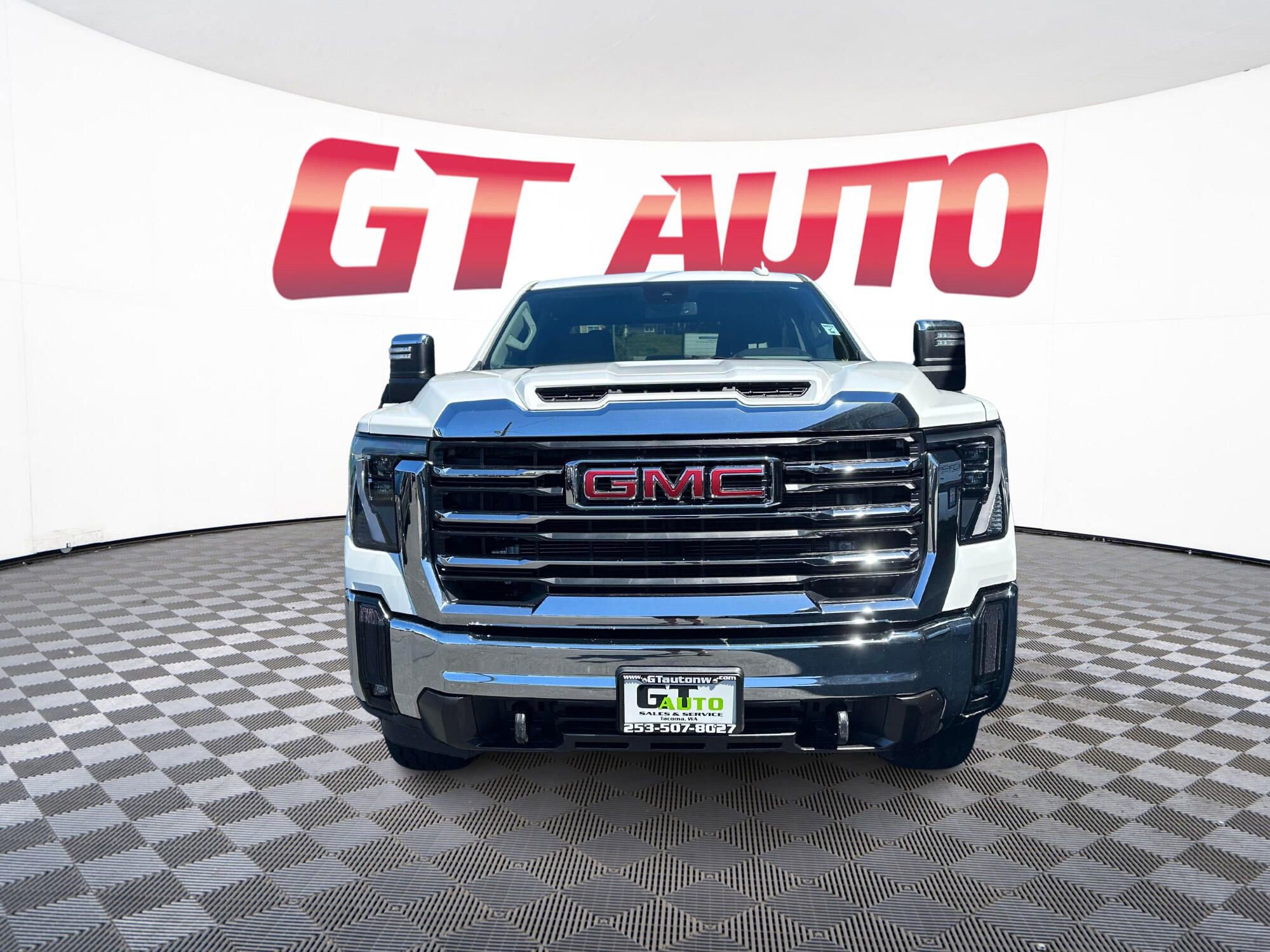 Used 2024 GMC Sierra 3500 SLT w/ X31 Off-Road Package image 2