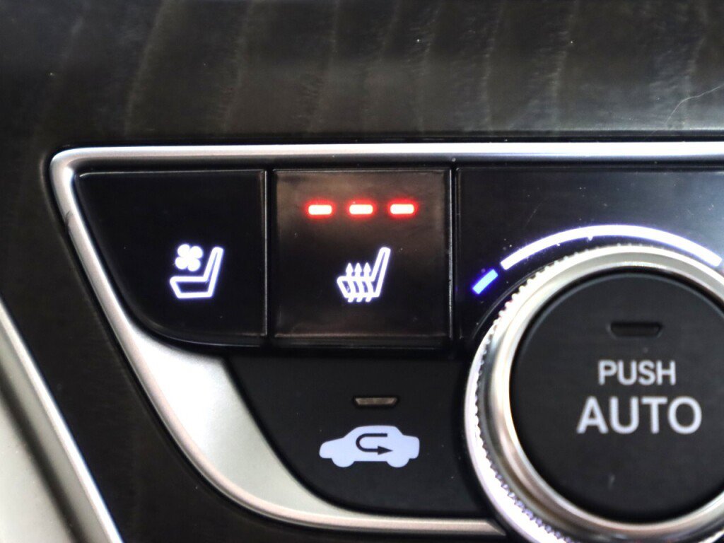 Used 2021 Honda Accord Touring image 26