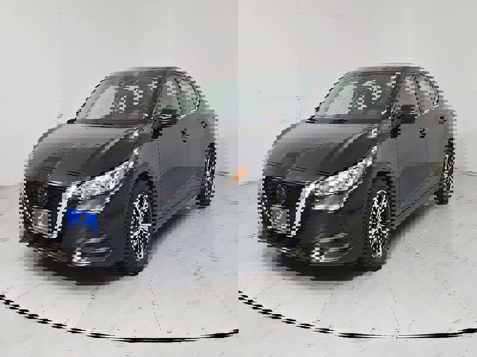 Used 2021 Nissan Sentra SV image 1