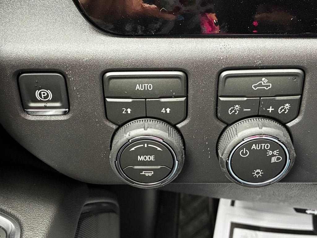 New 2026 Chevrolet Silverado 1500 LT AWD/4WD image 8