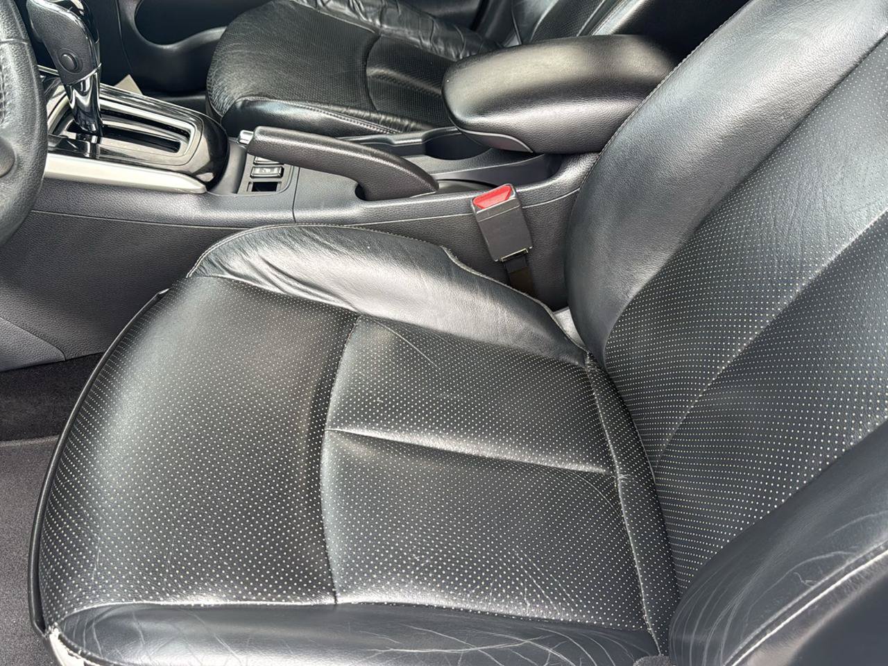 Used 2018 Nissan Sentra SL w/ Protection Package FWD image 10