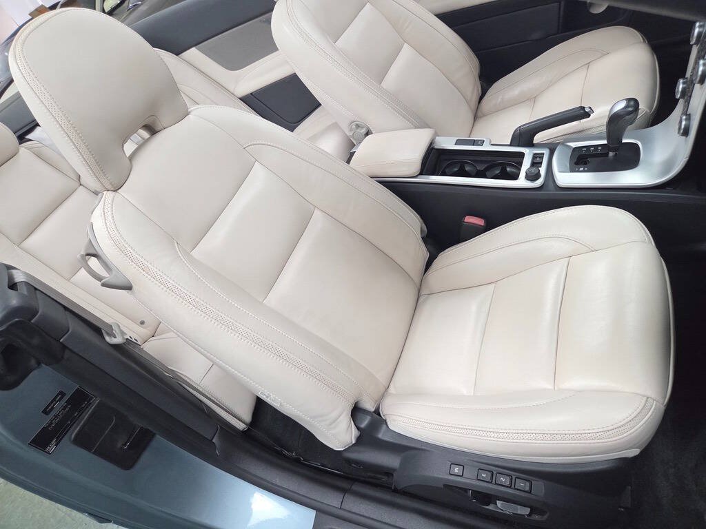 Used 2012 Volvo C70 T5 FWD image 22