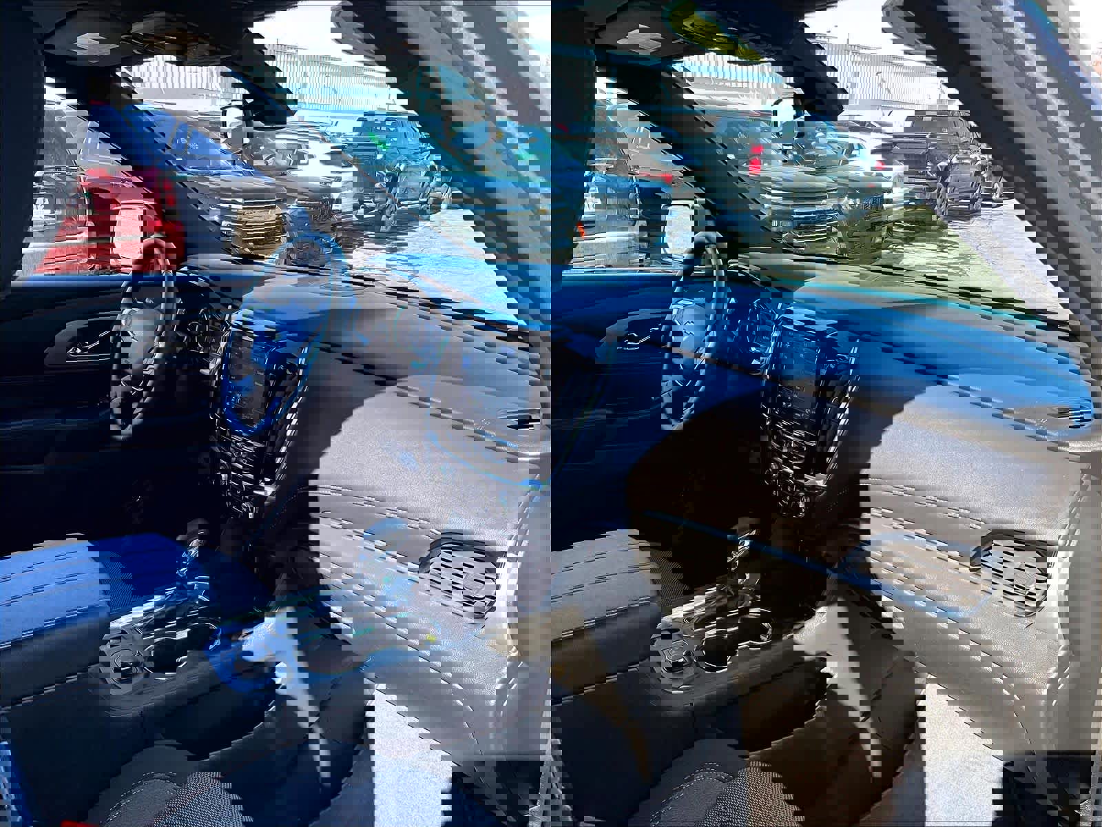 Used 2023 Chevrolet Traverse LT image 22