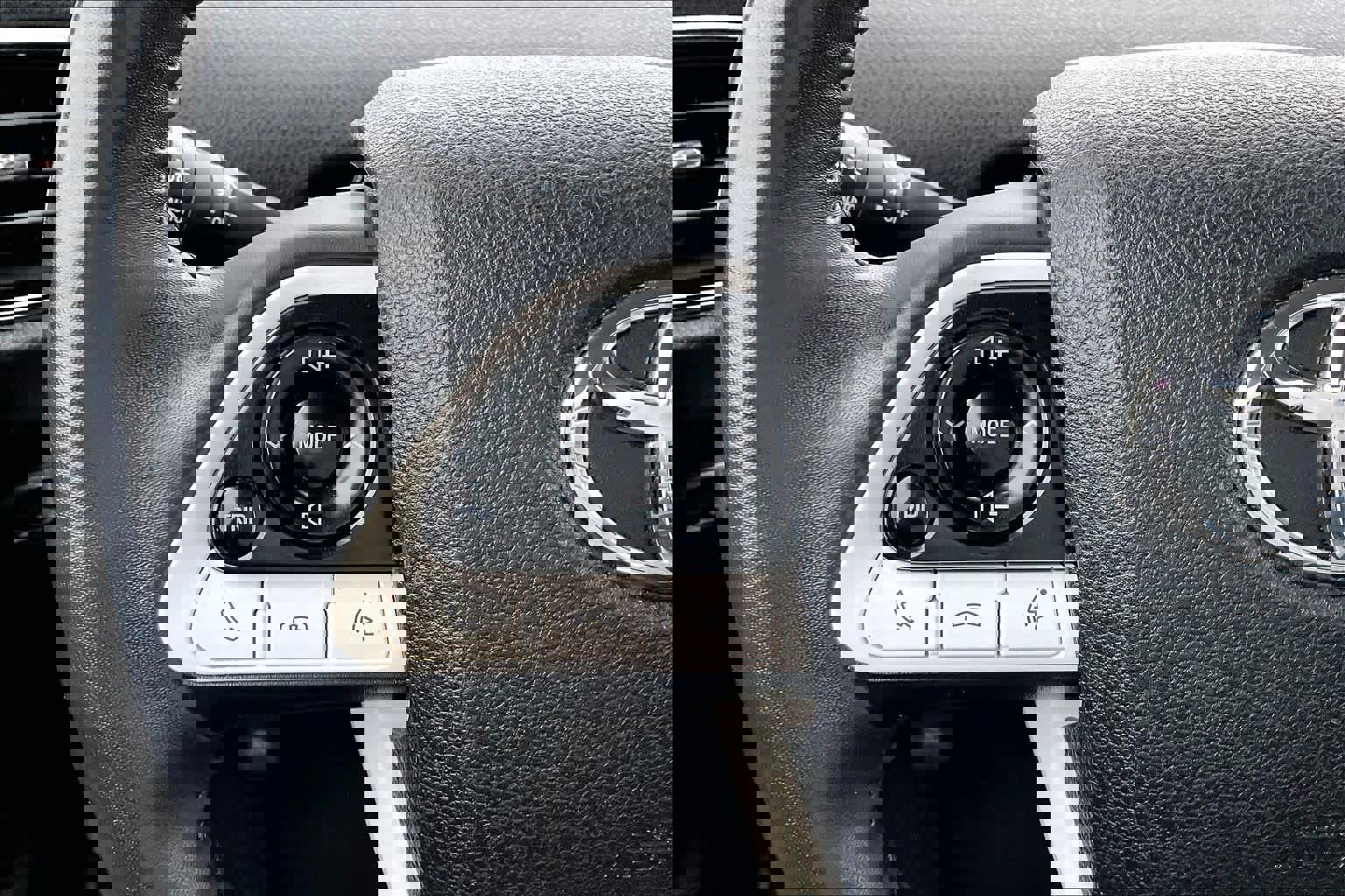 Used 2019 Toyota Prius Prime Advanced image 23