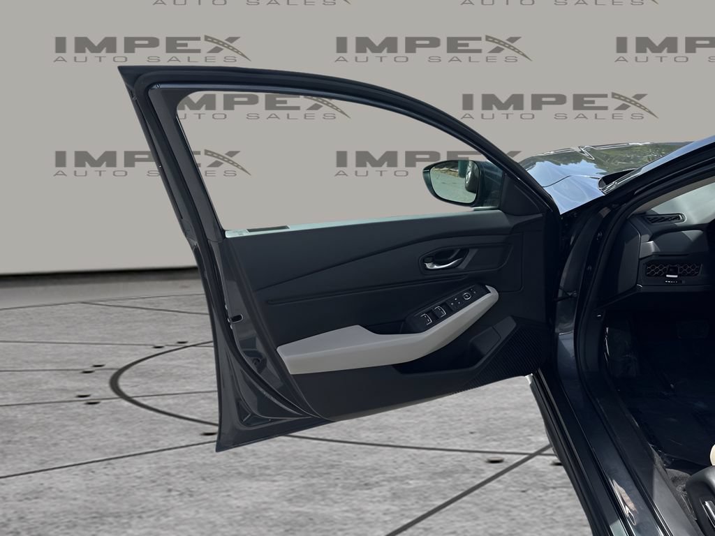 Used 2024 Honda Accord EX image 24