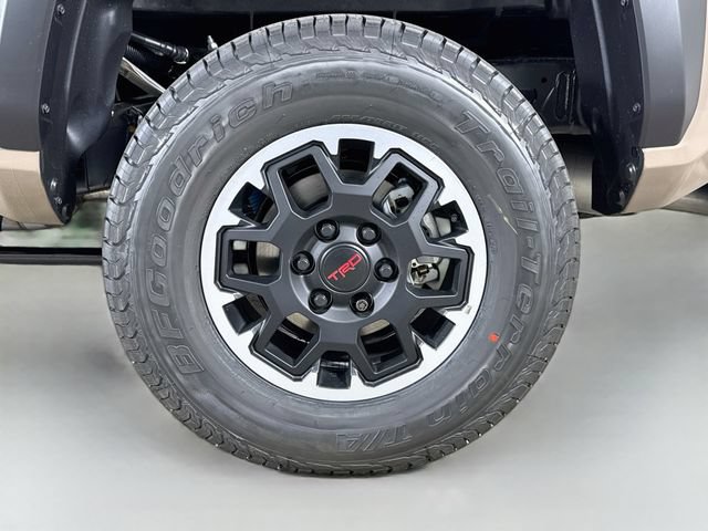 New 2026 Toyota Tacoma TRD Off-Road AWD/4WD image 31
