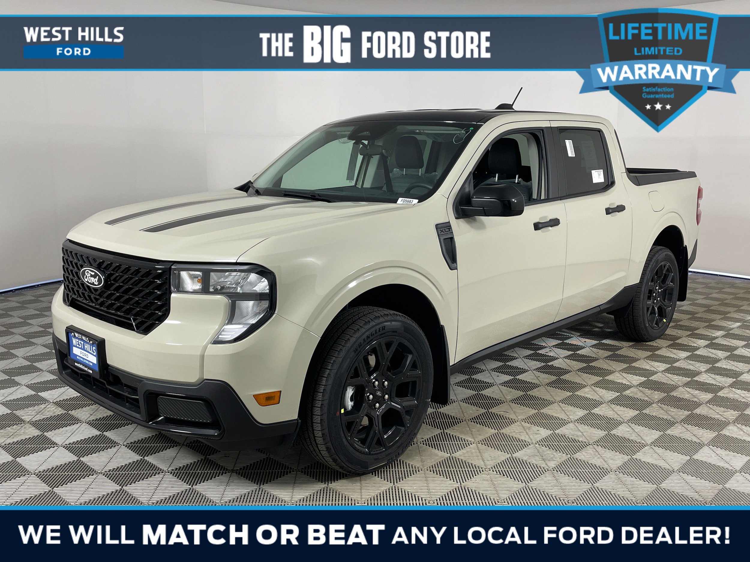 New 2025 Ford Maverick XLT w/ Black Appearance Package