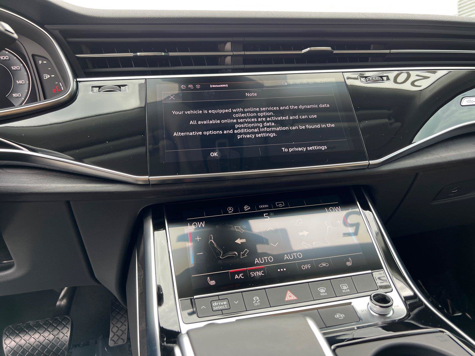 Certified 2025 Audi Q7 3.0T Premium w/ Convenience Package AWD/4WD image 29