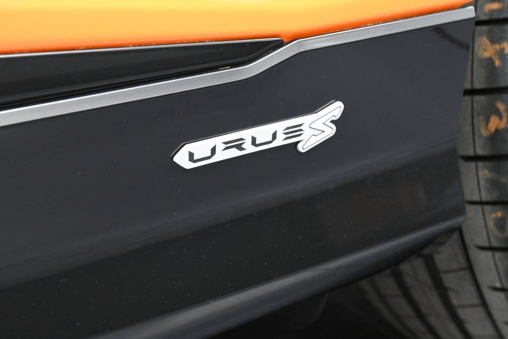 Used 2023 Lamborghini Urus S AWD/4WD image 14