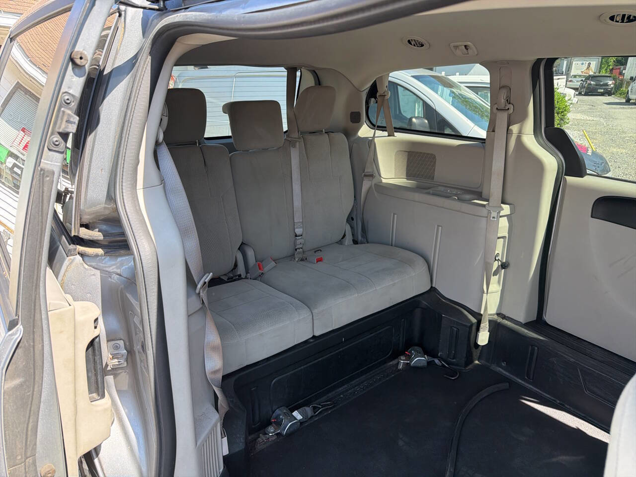 Used 2014 Dodge Grand Caravan SE w/ Quick Order Package 29E SE FWD image 13