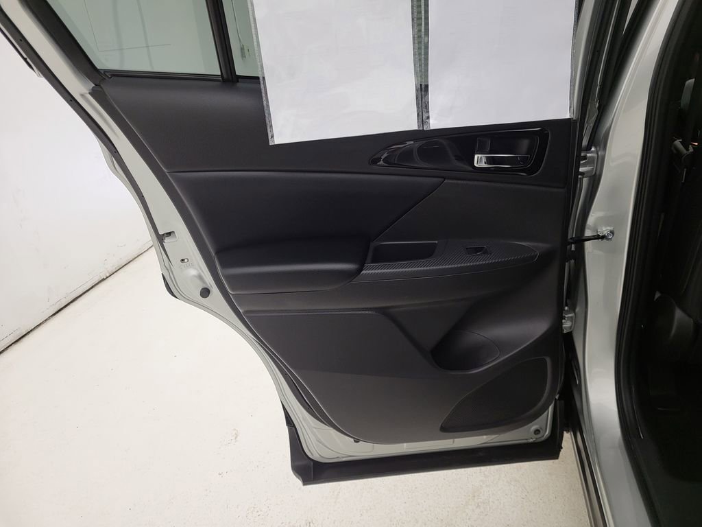 Used 2025 Mitsubishi Eclipse Cross SE image 39