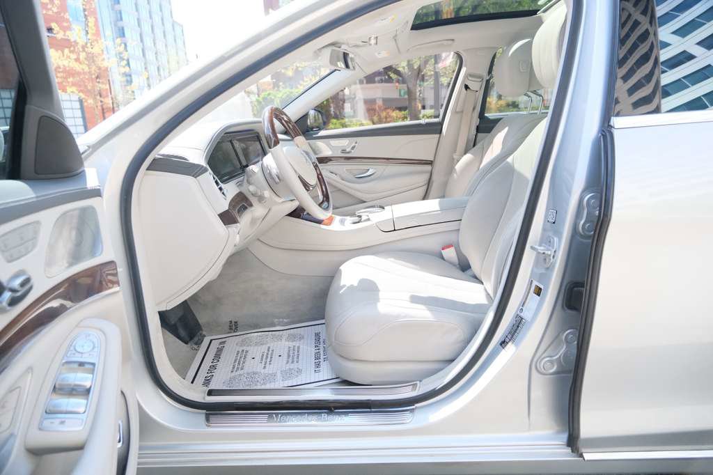 Used 2016 Mercedes-Benz S 550 Sedan image 17