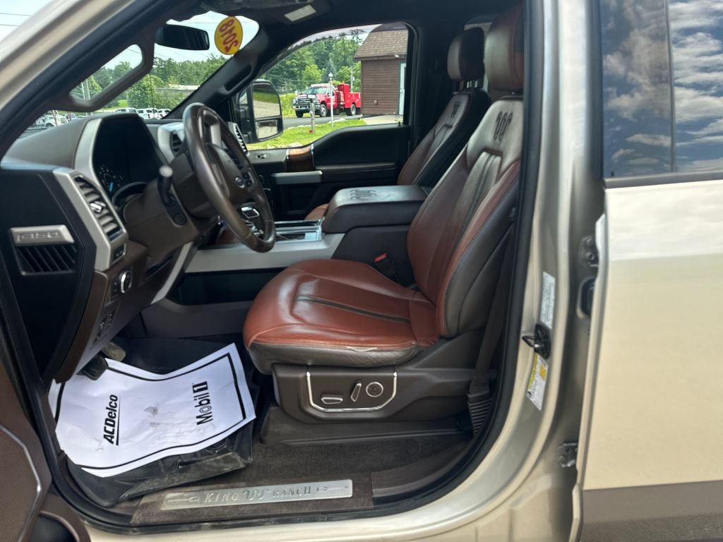 Used 2018 Ford F150 King Ranch w/ Equipment Group 601A Luxury AWD/4WD image 9
