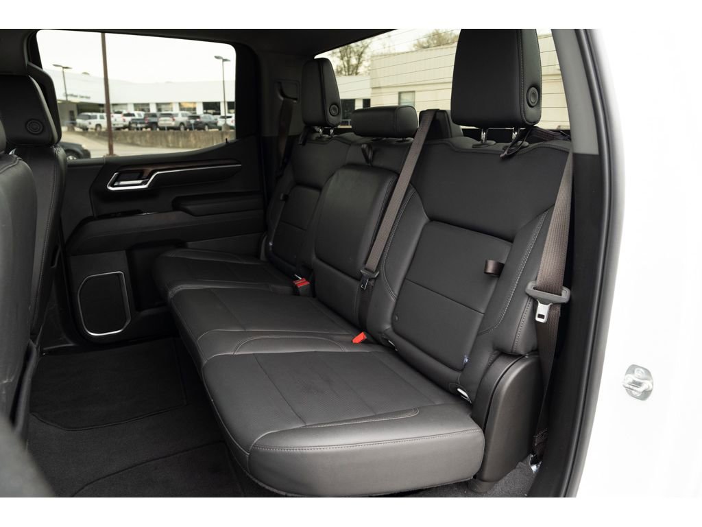 Certified 2025 GMC Sierra 1500 SLT image 12