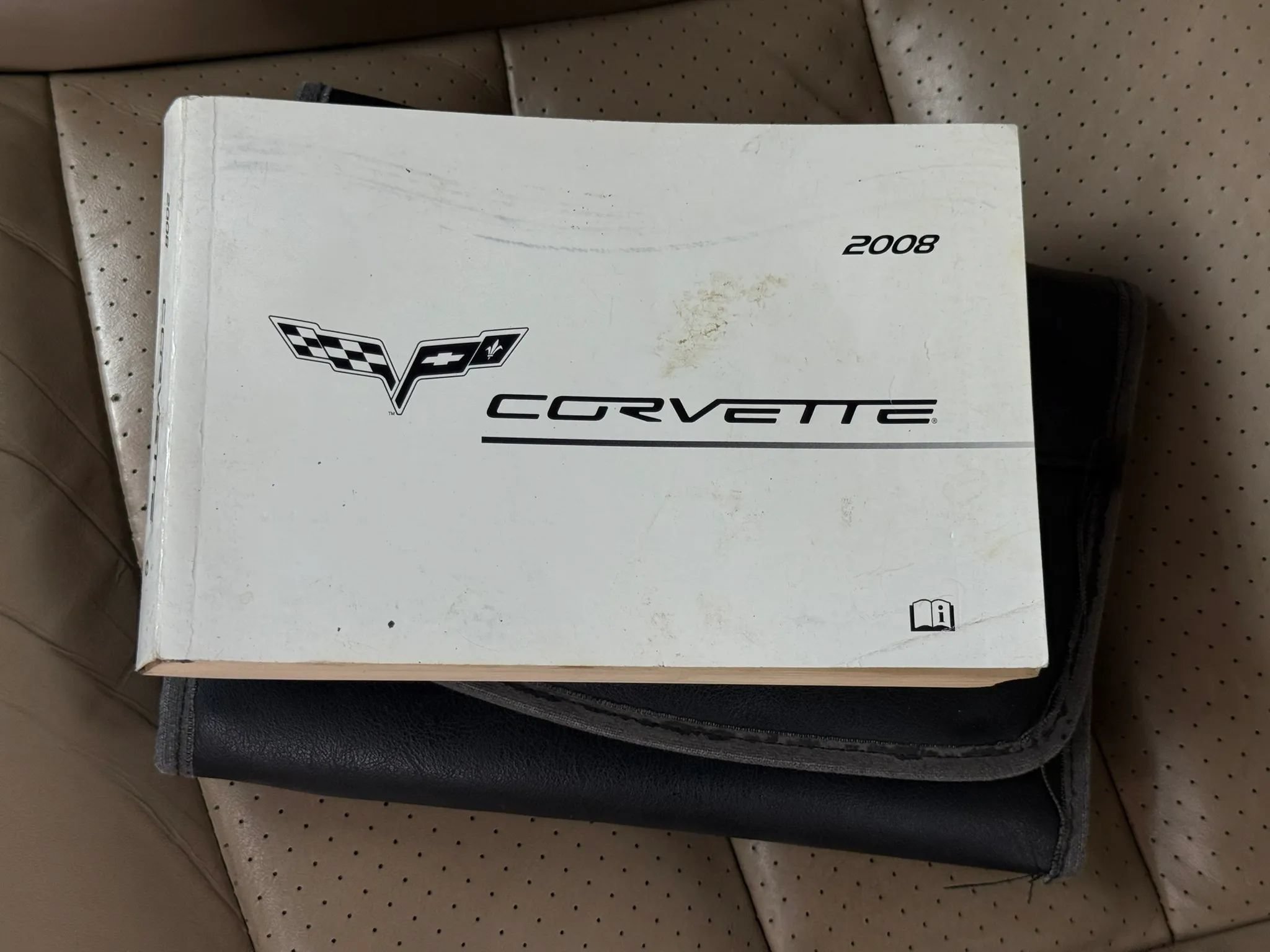 Used 2008 Chevrolet Corvette Convertible w/ Preferred Equipment Group RWD image 20