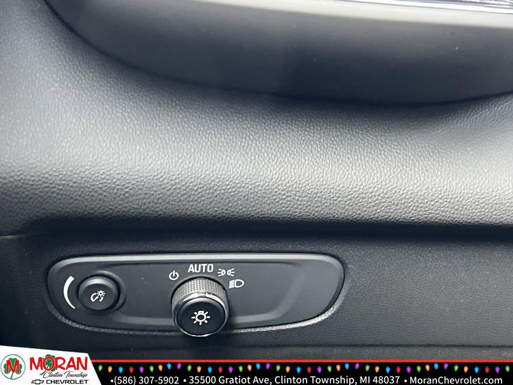 Certified 2023 Buick Envision Preferred w/ Sport Touring Package image 25