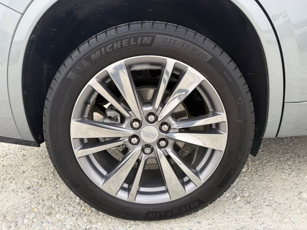 Certified 2024 Cadillac XT6 Premium Luxury w/ LPO, Floor Liner Package image 16