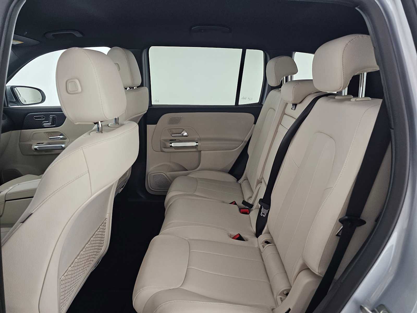 Used 2026 Mercedes-Benz GLB 250 image 17