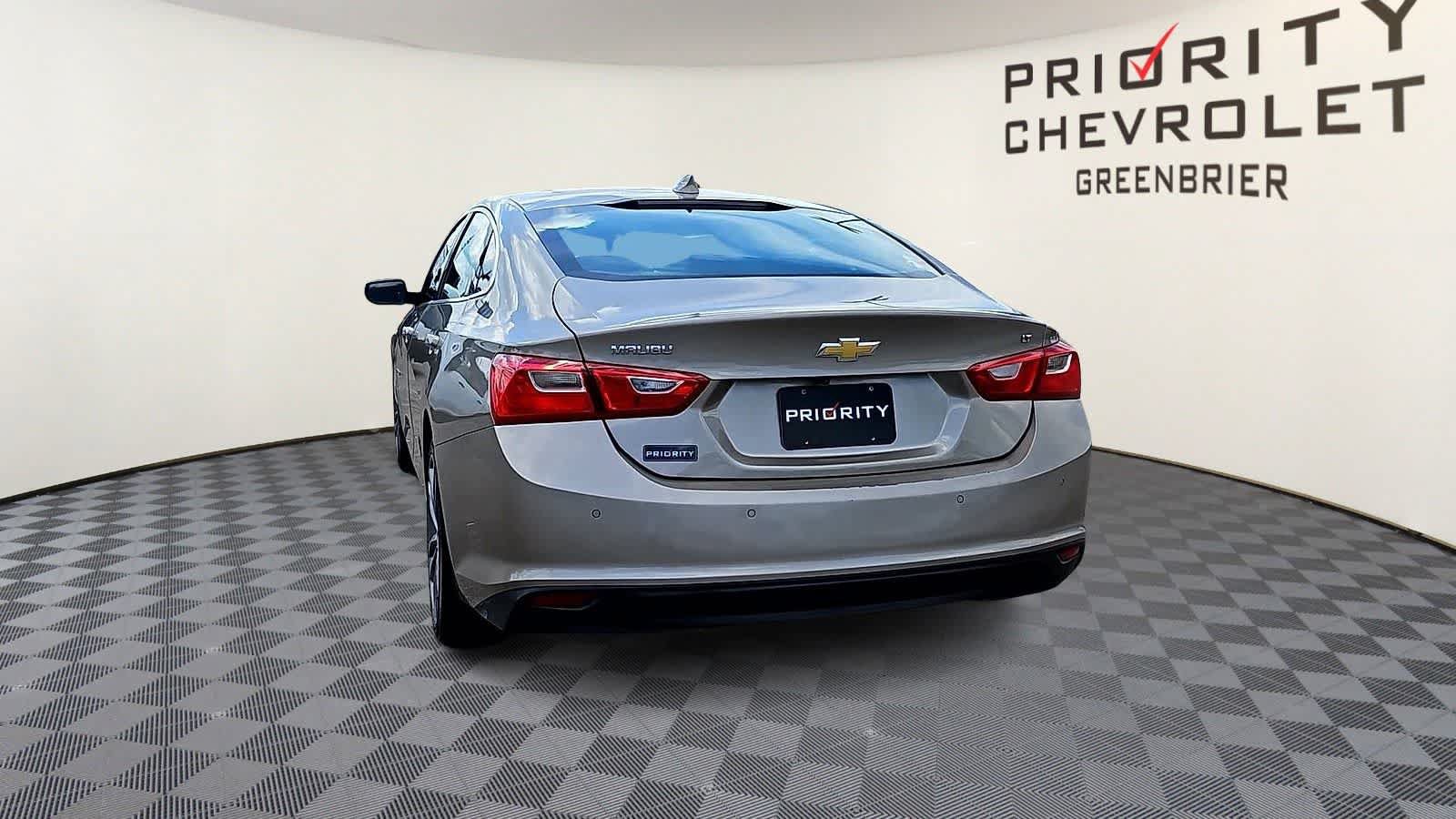 Used 2023 Chevrolet Malibu LT w/ Driver Confidence Package FWD image 7