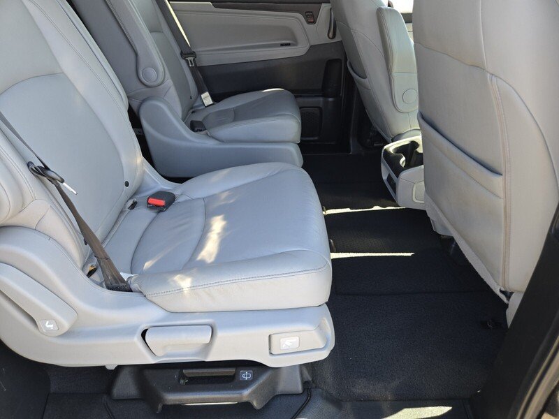 Used 2018 Honda Odyssey EX-L image 16