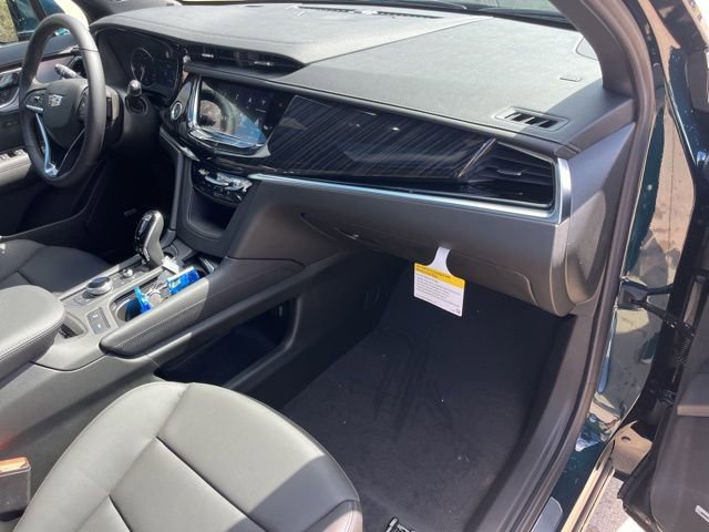 New 2025 Cadillac XT6 Premium Luxury w/ LPO, Floor Liner Package image 37