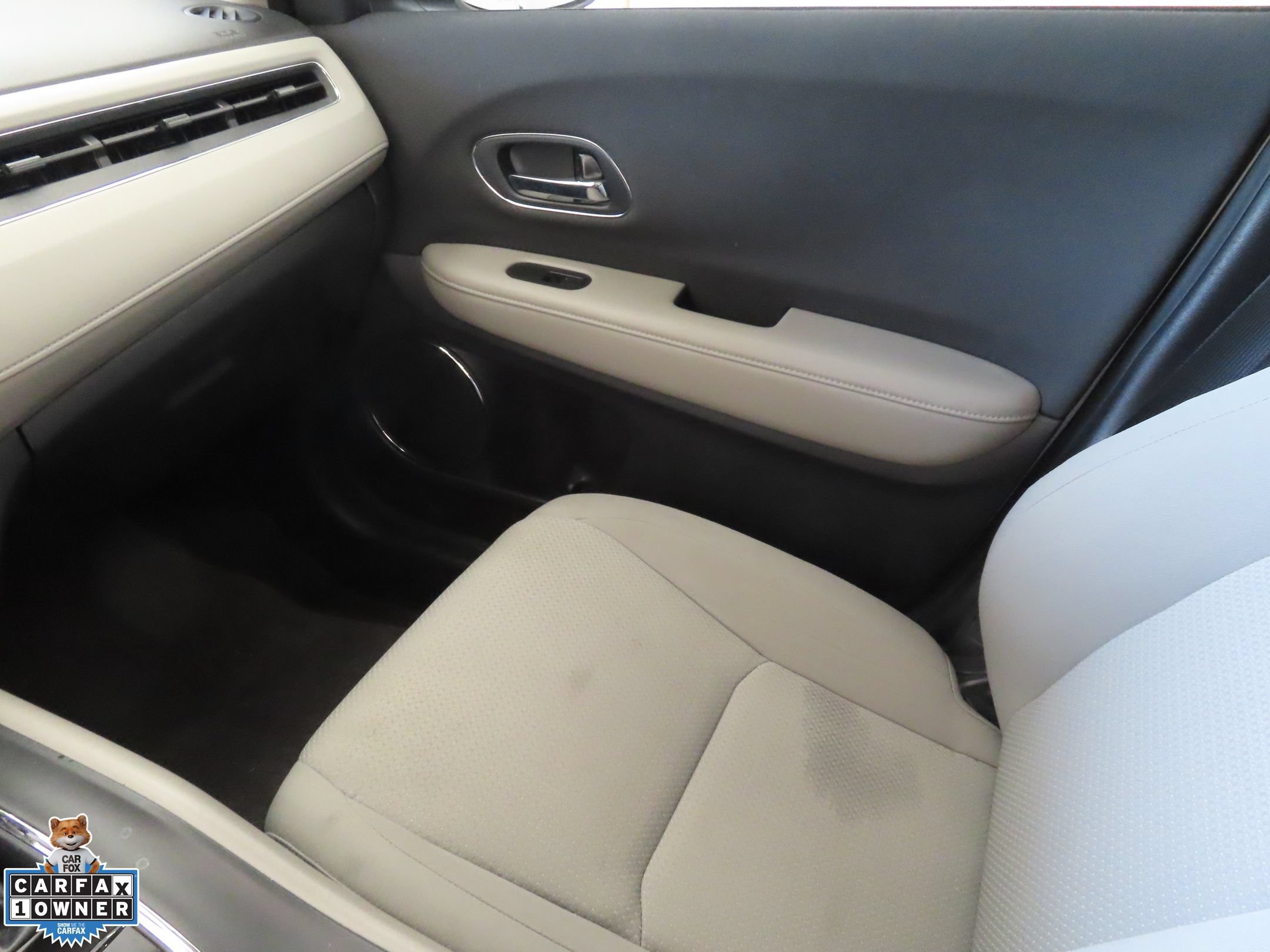 Used 2021 Honda HR-V EX image 19