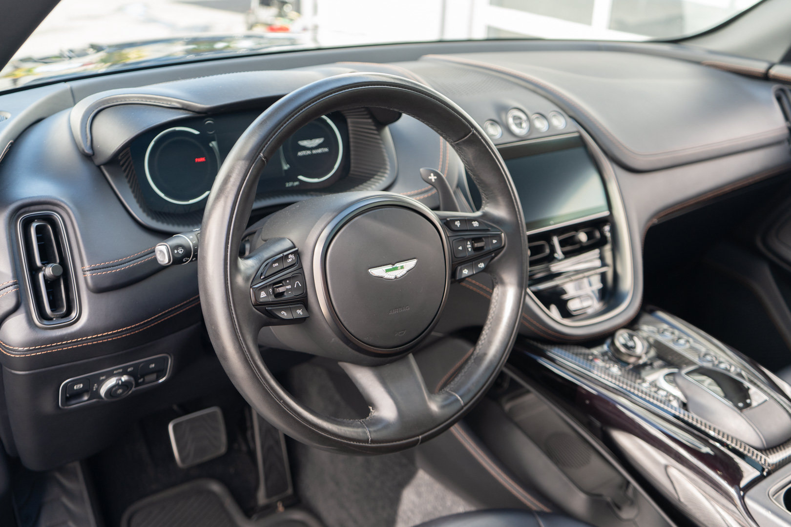 Used 2023 Aston Martin DBX 707 AWD/4WD image 9