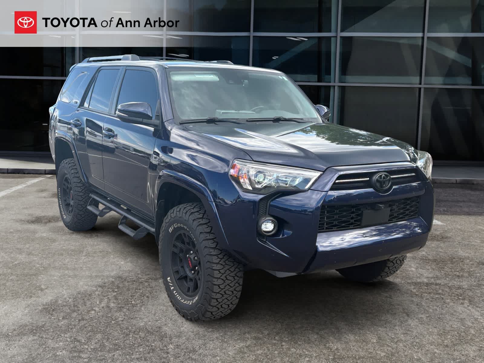 Used 2024 Toyota 4Runner SR5 Premium w/ Moonroof Package AWD/4WD video 1