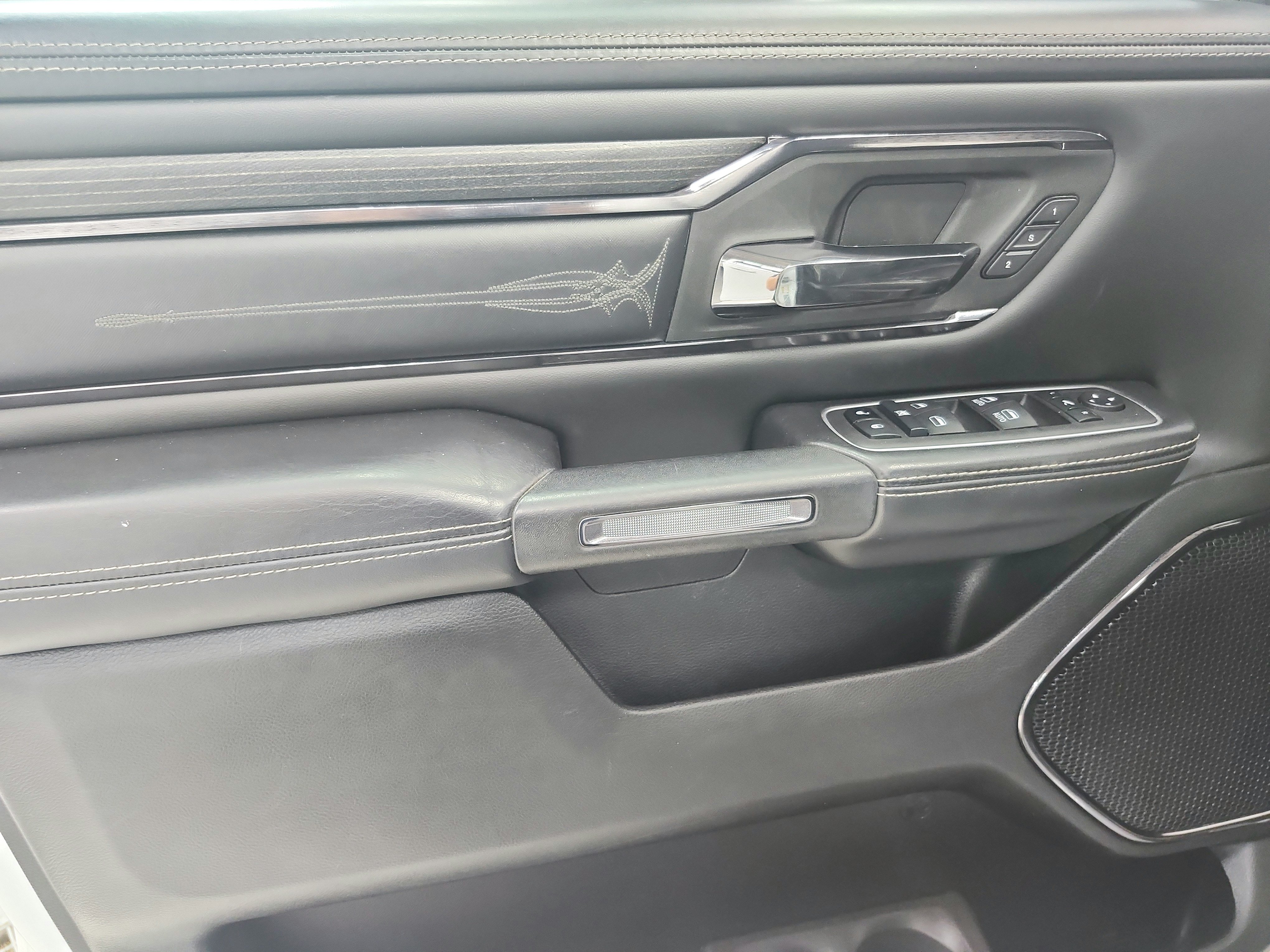 Used 2023 RAM 1500 Limited w/ Body Color Bumper Group AWD/4WD image 64