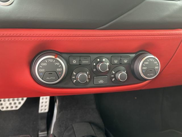 Used 2018 Ferrari 488 GTB RWD image 18