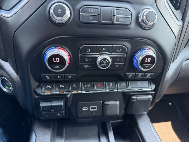 Used 2021 GMC Sierra 1500 AT4 w/ AT4 Premium Package AWD/4WD image 20