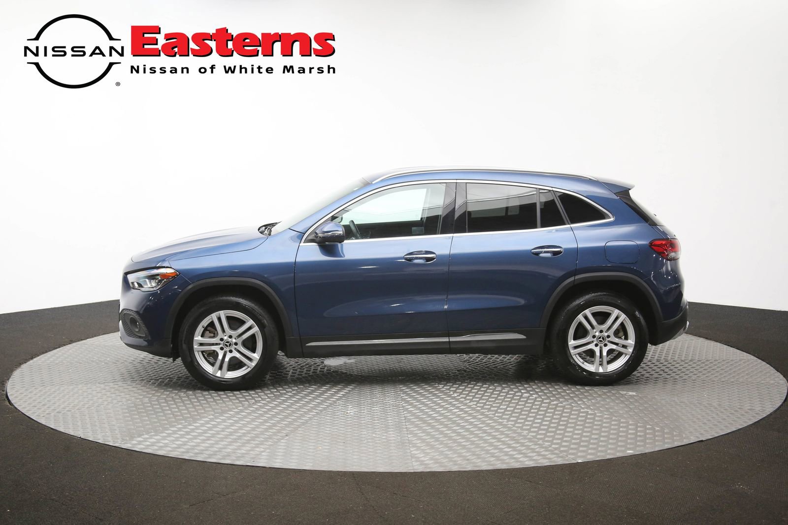 Used 2023 Mercedes-Benz GLA 250 4MATIC w/ Premium Package image 59