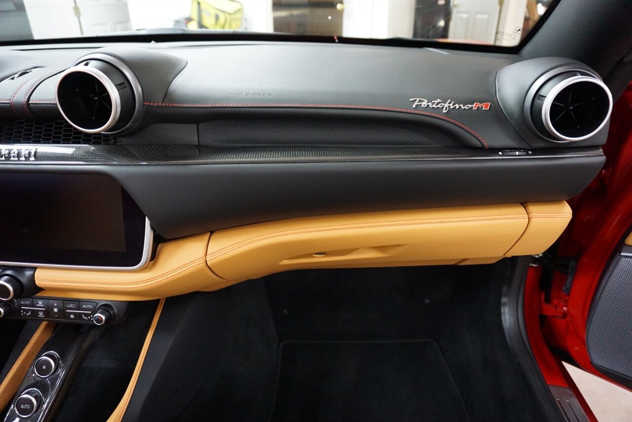 Used 2022 Ferrari Portofino M RWD image 19