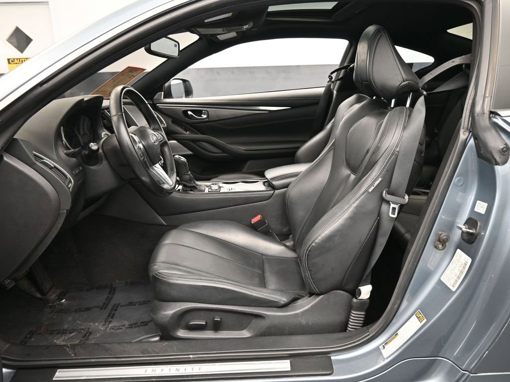 Used 2020 INFINITI Q60 3.0t Luxe image 12
