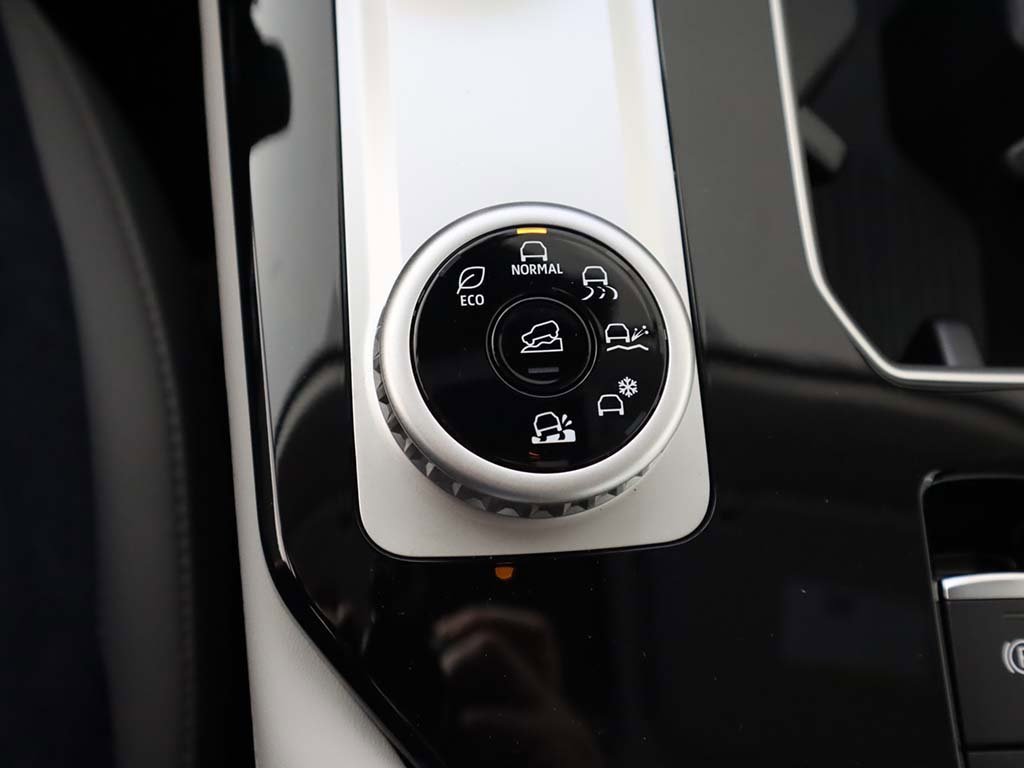 New 2025 Mitsubishi Outlander AWD image 59