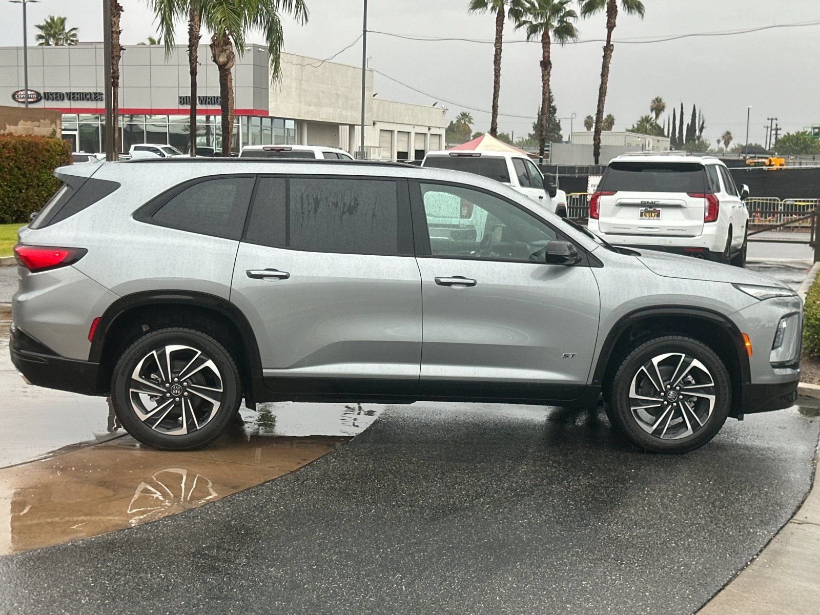 New 2026 Buick Enclave Sport Touring w/ Power Package FWD image 3