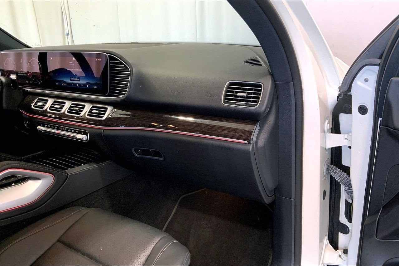 Used 2024 Mercedes-Benz GLE 350 4MATIC w/ 3rd Row Seat Package image 16