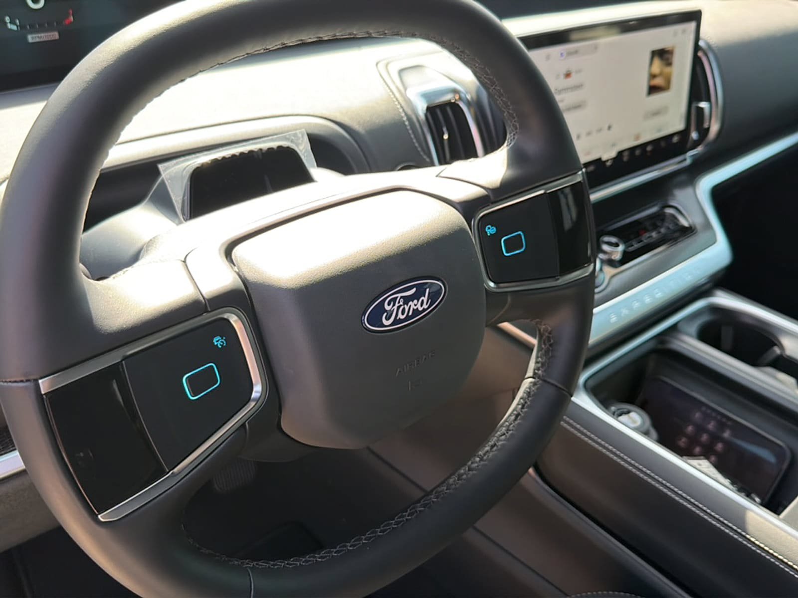 New 2027 Ford Expedition Platinum w/ Stealth Appearance Package AWD/4WD image 25