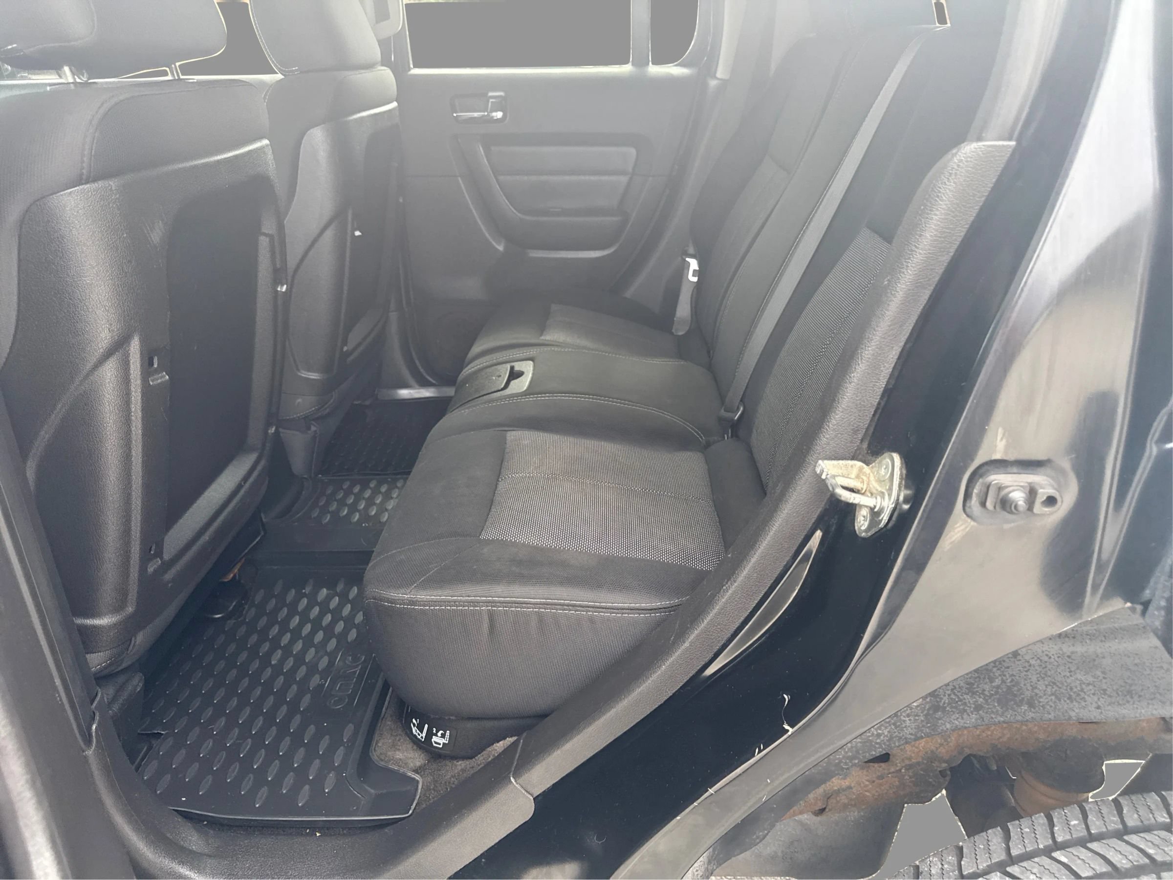 Used 2007 HUMMER H3 AWD/4WD image 11