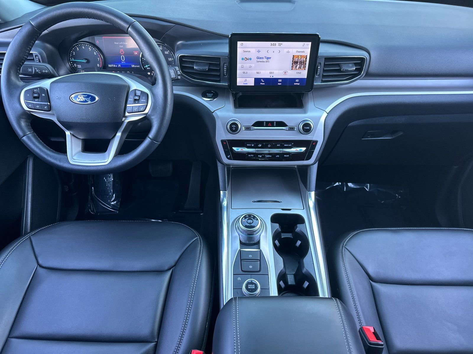 Used 2024 Ford Explorer XLT w/ Equipment Group 202A image 13