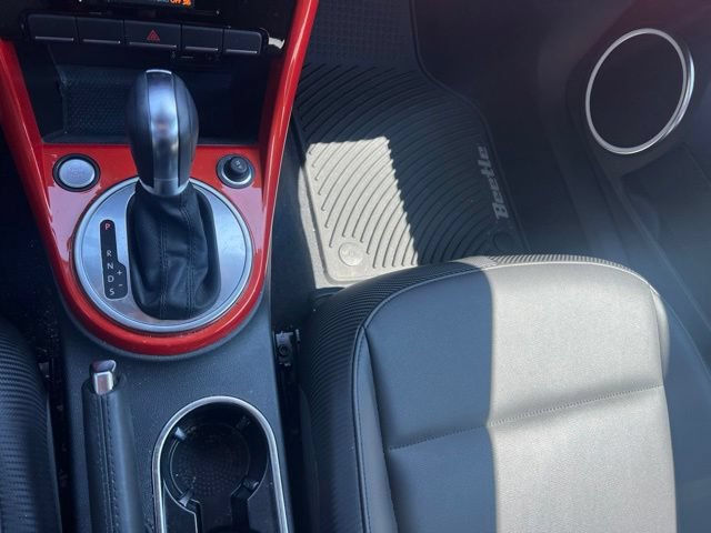 Used 2019 Volkswagen Beetle 2.0T SE FWD image 14